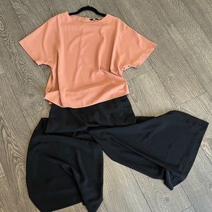 Uniqlo top (without pant)